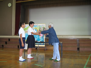 Presentation event at an elementary school