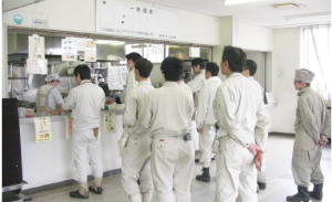 ある日の新潟造船