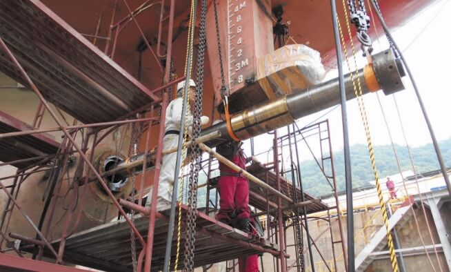 Shaft replacement (Chemical tanker)